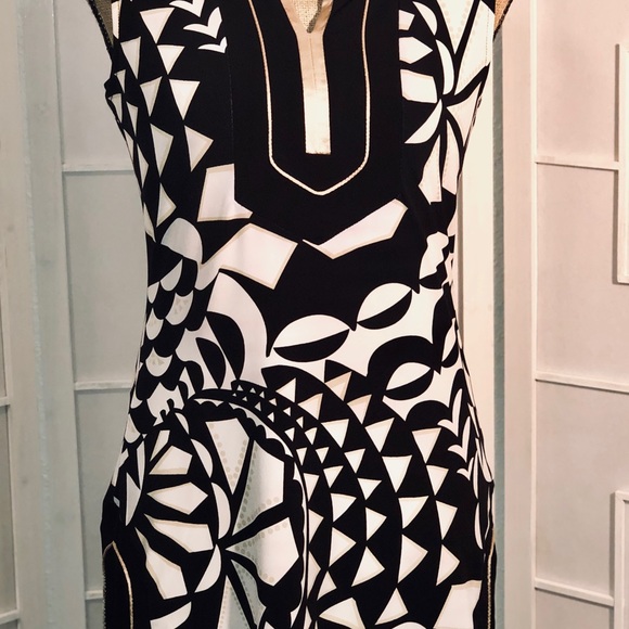 WHBM sleeveless tunic top - Picture 2 of 7